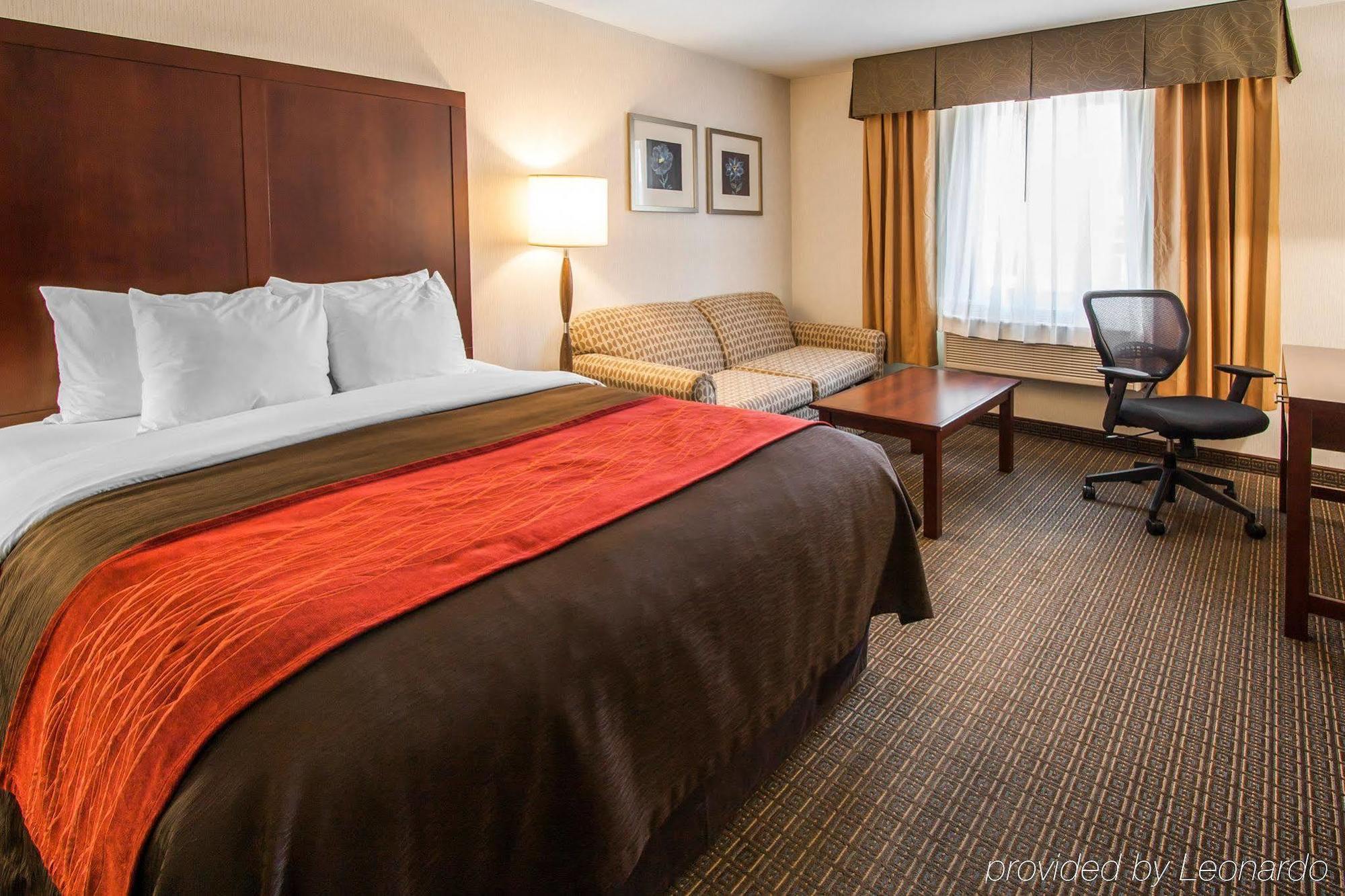 Comfort Inn & Suites-Portland Airport Exteriör bild