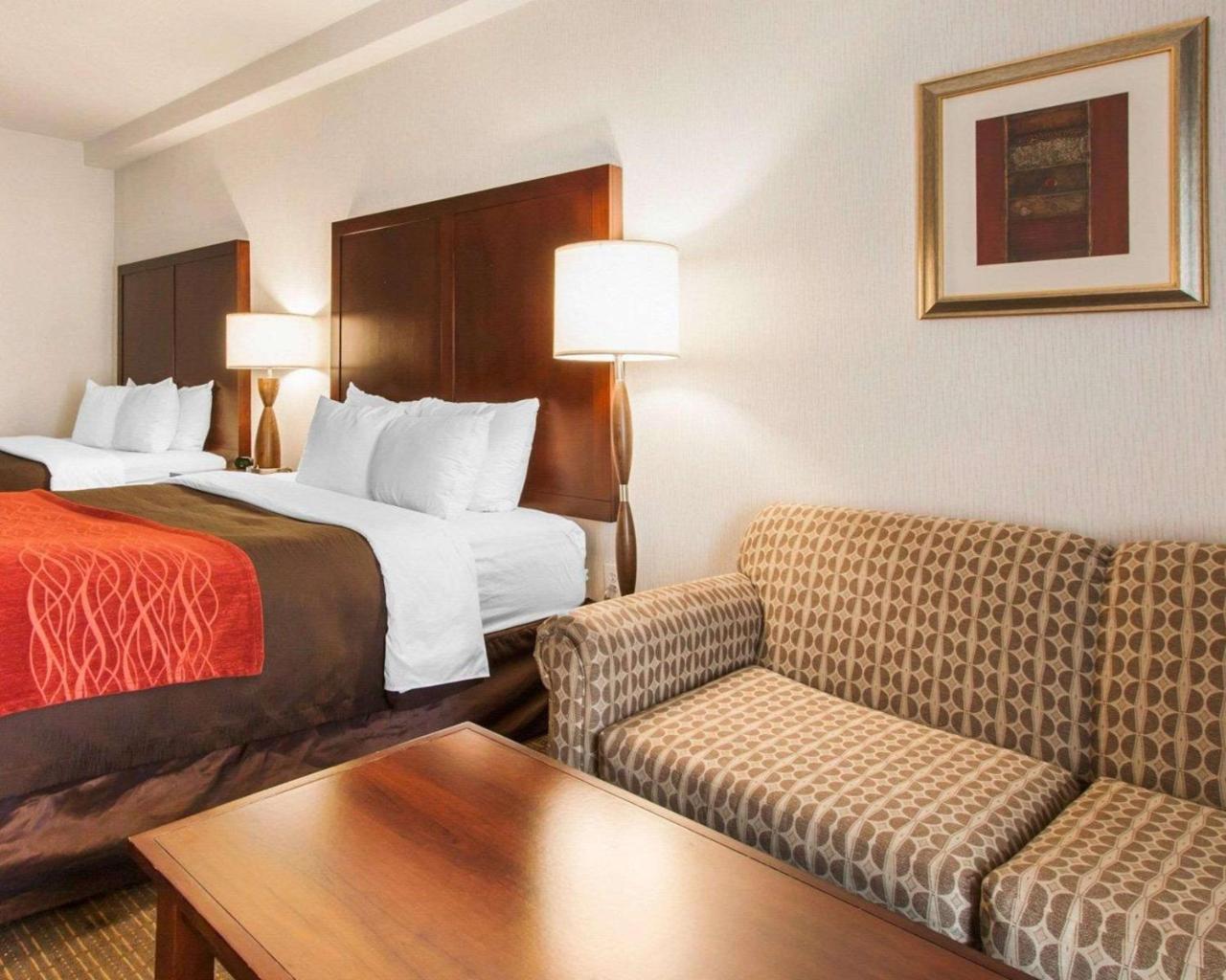 Comfort Inn & Suites-Portland Airport Exteriör bild
