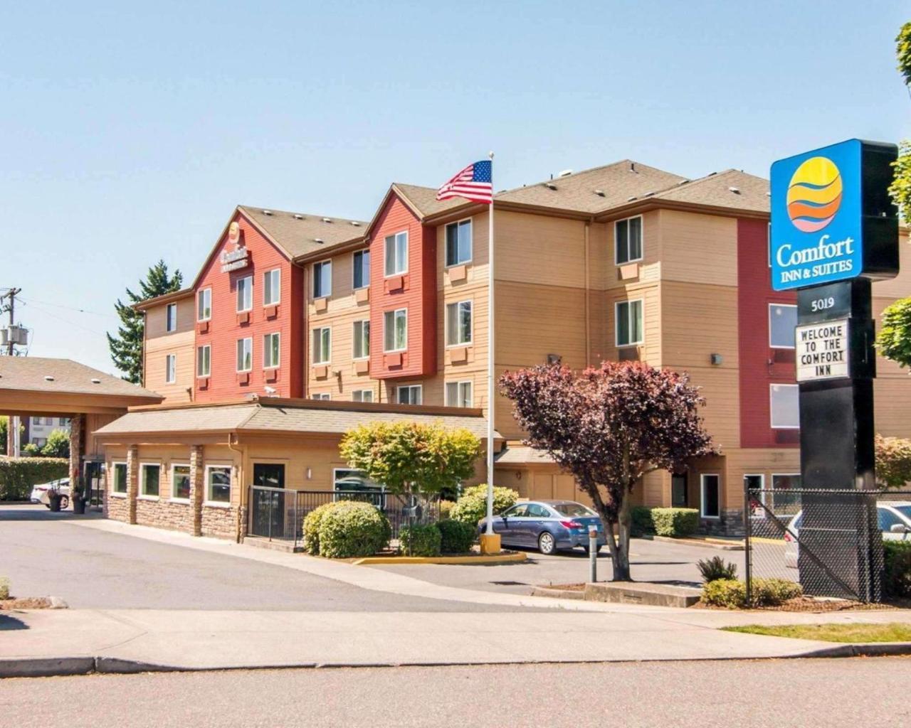 Comfort Inn & Suites-Portland Airport Exteriör bild